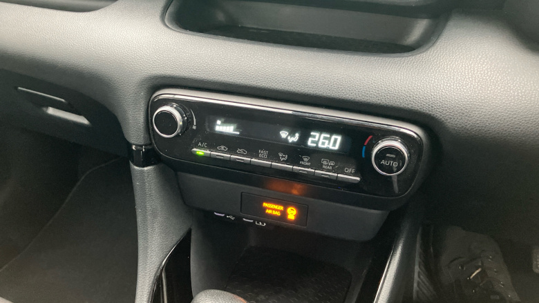 Toyota Yaris 1.5 Hybrid Design 5dr CVT Hybrid Hatchback